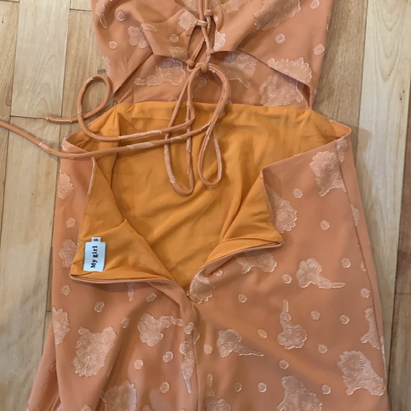 My Girl from Hello Molly Orange Floral Cowl Neck Dress - Tie up Back - Size 14 - Picture 8 of 10